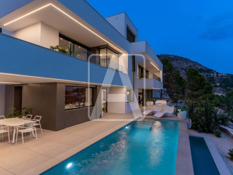 Villa for Sale in Altea, Alicante 8