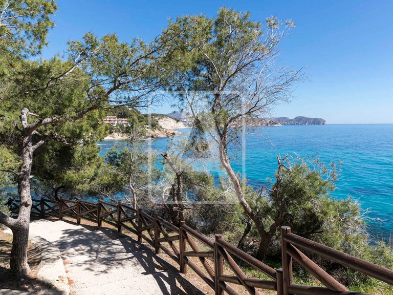 Villa for Sale in Benissa, Alicante 13