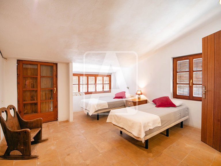 Villa for Sale in Moraira, Alicante 30