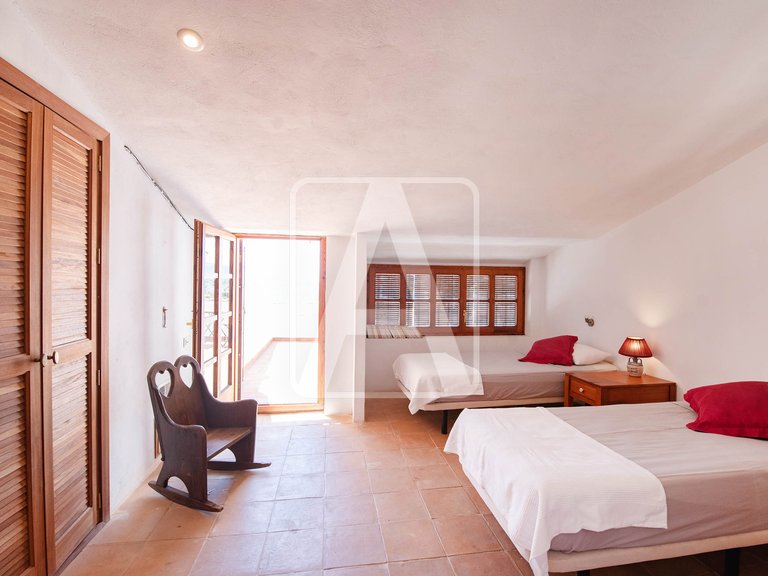 Villa for Sale in Moraira, Alicante 31