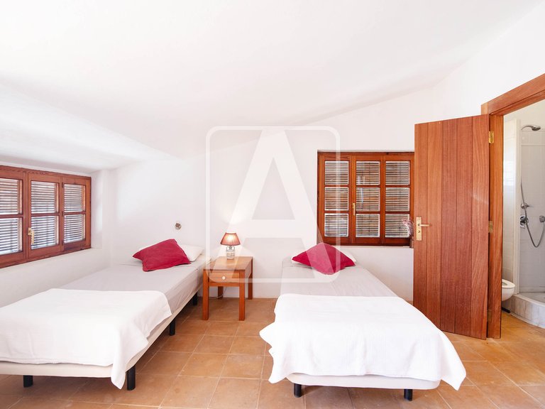 Villa for Sale in Moraira, Alicante 32