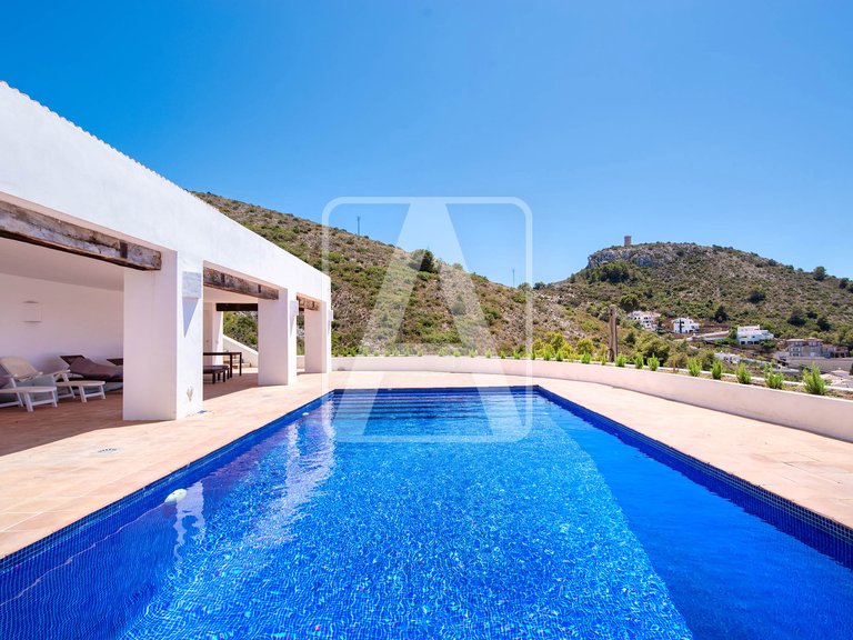 Villa for Sale in Moraira, Alicante 39