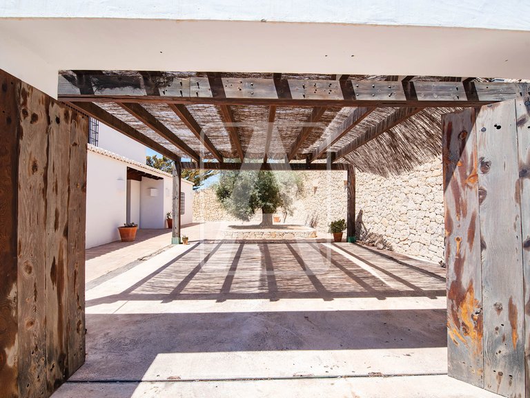 Villa for Sale in Moraira, Alicante 42