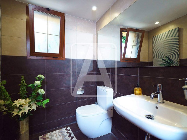 Villa for Sale in Calpe, Alicante 32