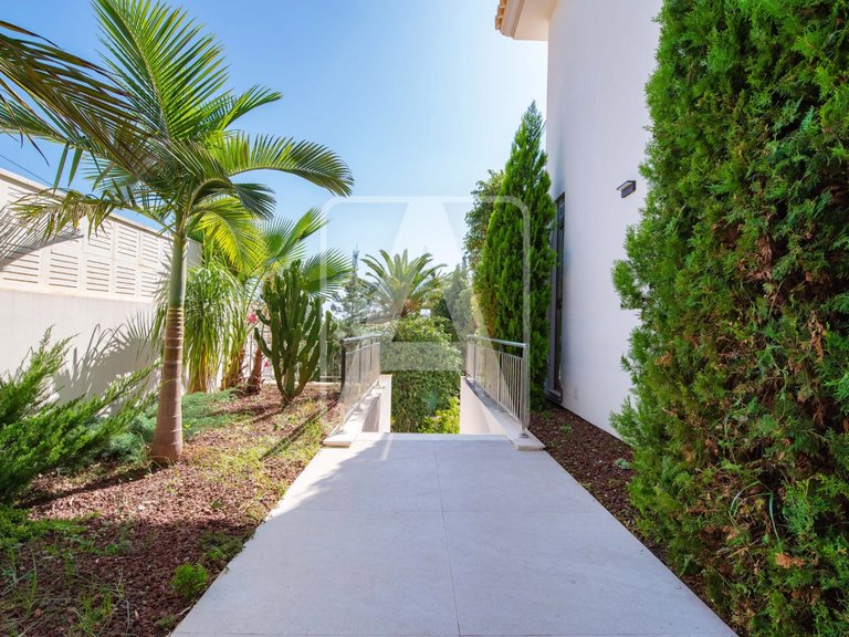 Villa for Sale in Calpe, Alicante 47