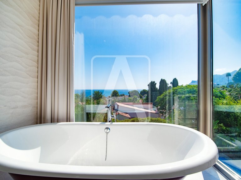 Villa for Sale in Calpe, Alicante 8