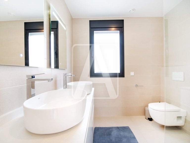 Villa for Sale in Calpe, Alicante 37