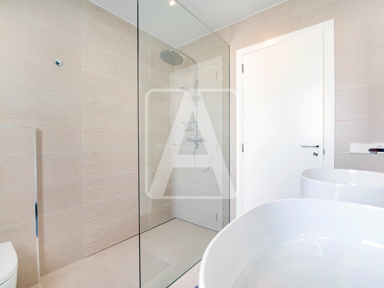 Villa for Sale in Calpe, Alicante 38