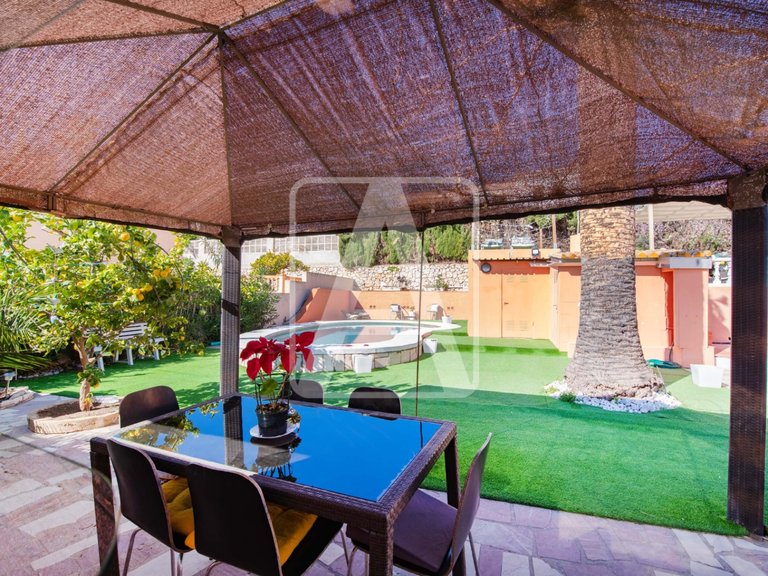 Villa for Sale in Calpe, Alicante 36