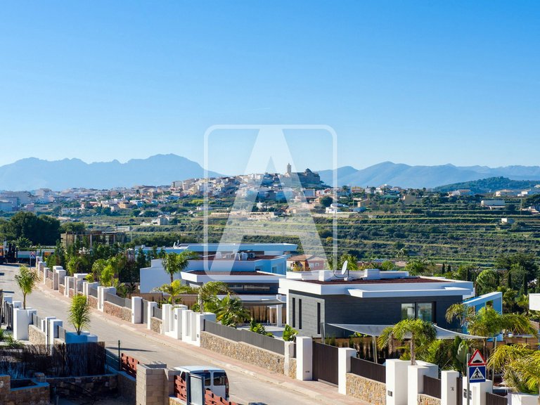 Villa for Sale in Jávea, Alicante 2