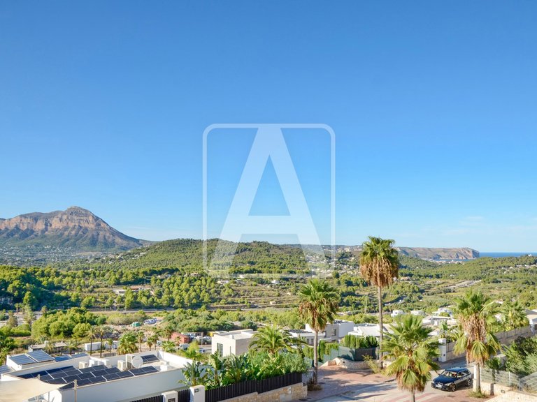 Villa for Sale in Jávea, Alicante 9