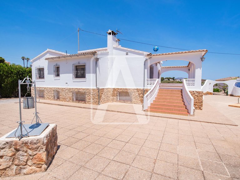 Villa for Sale in Benissa, Alicante 43