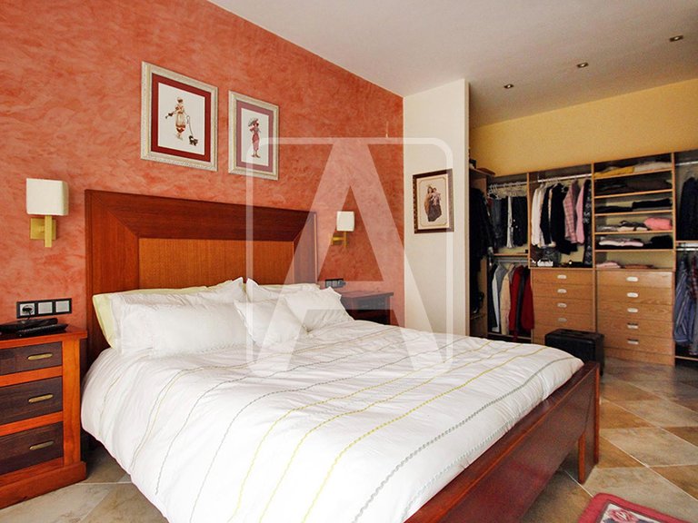 Villa for Sale in Calpe, Alicante 5