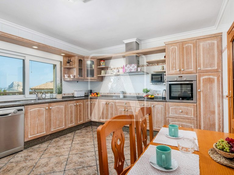 Villa for Sale in Calpe, Alicante 12