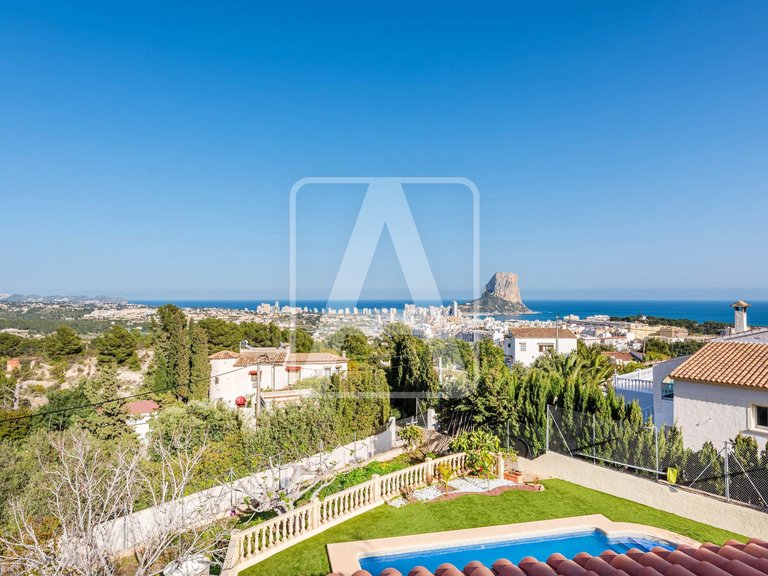 Villa for Sale in Calpe, Alicante 2