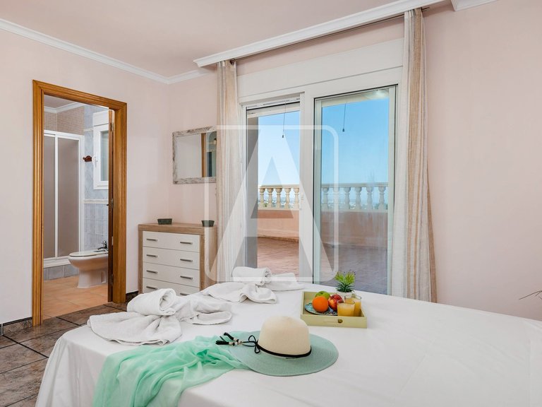Villa for Sale in Calpe, Alicante 24