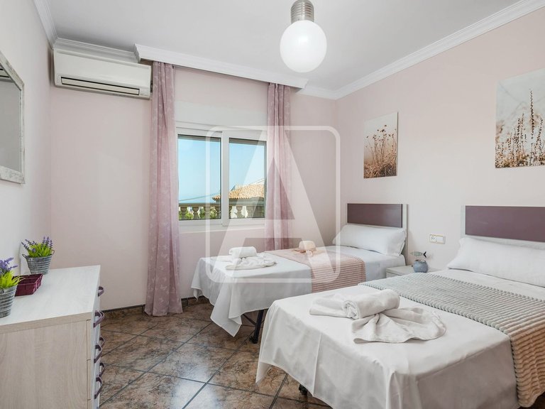 Villa for Sale in Calpe, Alicante 27