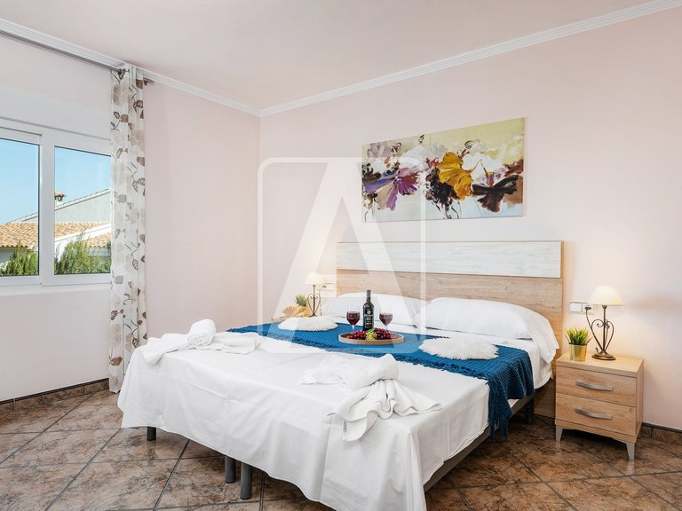 Villa for Sale in Calpe, Alicante 28