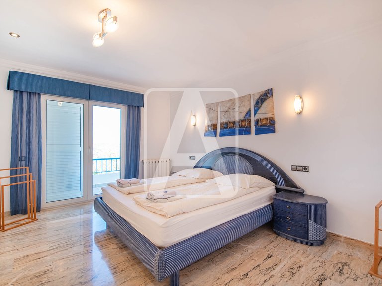 Villa for Sale in Moraira, Alicante 19