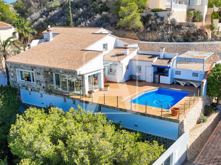Villa for Sale in Moraira, Alicante 2