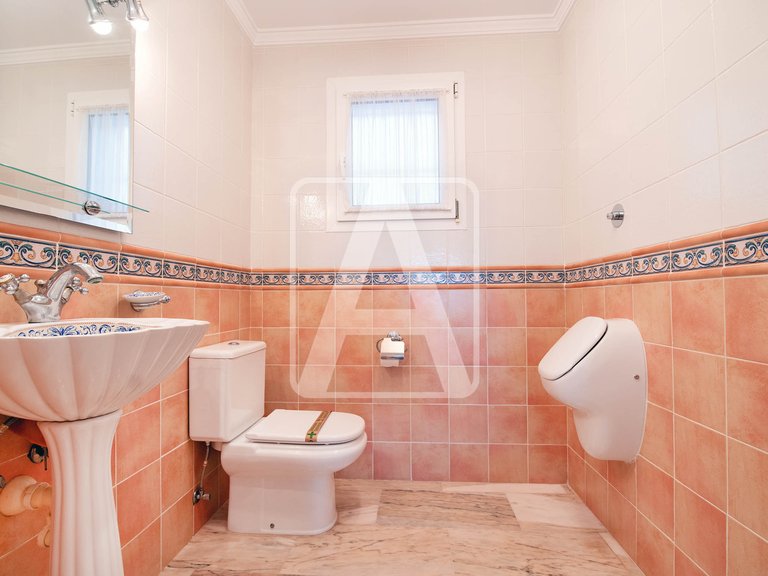 Villa for Sale in Moraira, Alicante 23