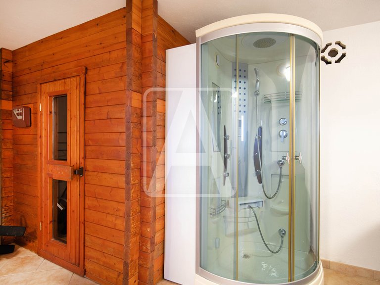 Villa for Sale in Moraira, Alicante 38