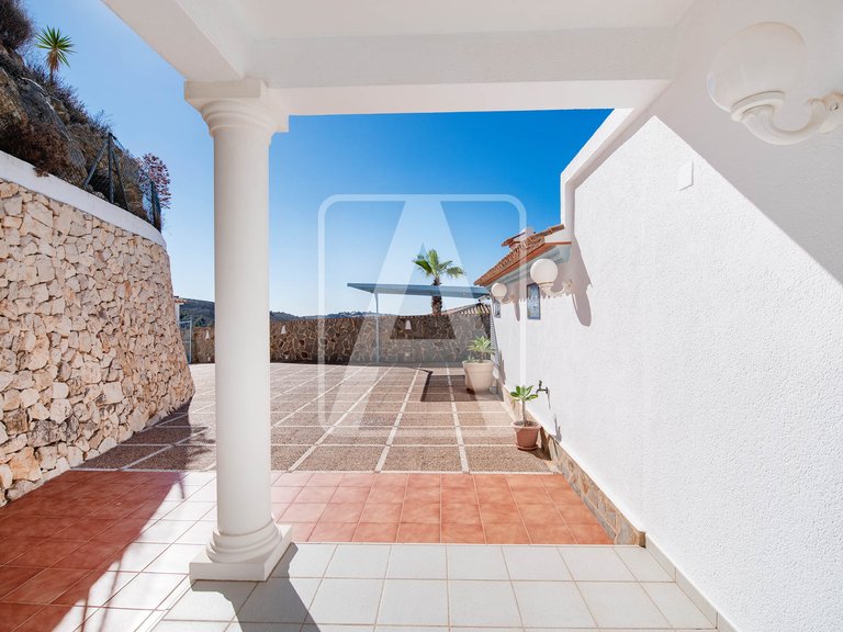Villa for Sale in Moraira, Alicante 40