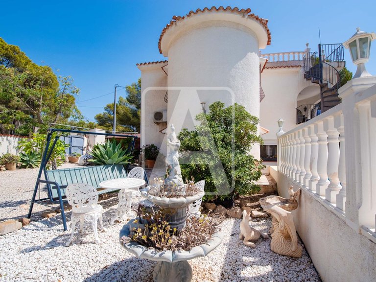 Villa for Sale in Benissa, Alicante 46
