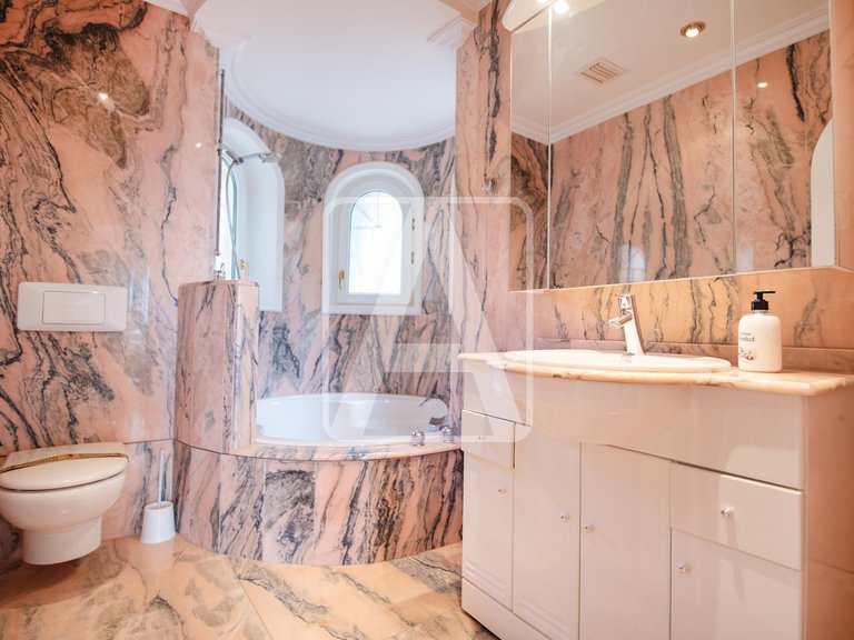 Villa for Sale in Benissa, Alicante 23