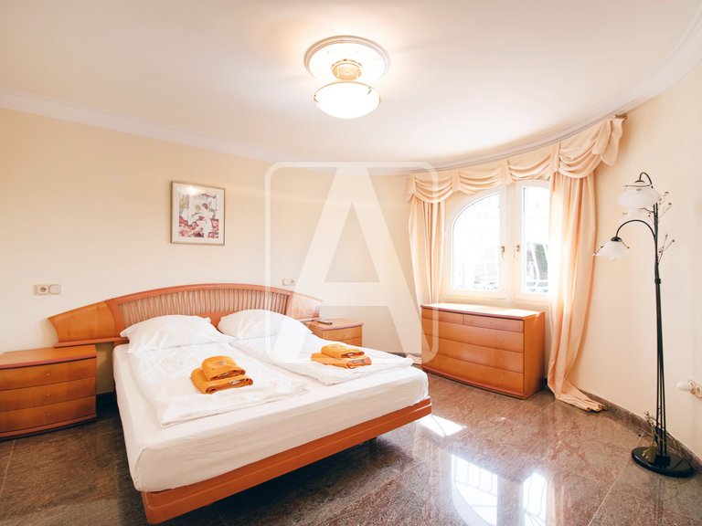 Villa for Sale in Benissa, Alicante 42
