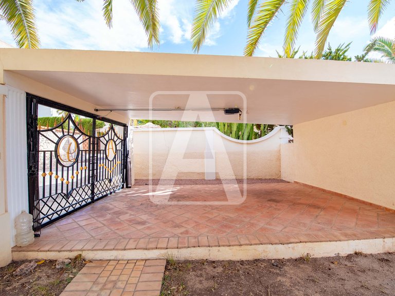 Villa for Sale in Benissa, Alicante 49
