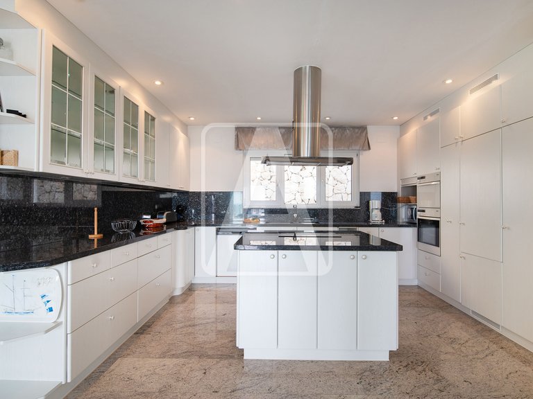 Villa for Sale in Moraira, Alicante 18