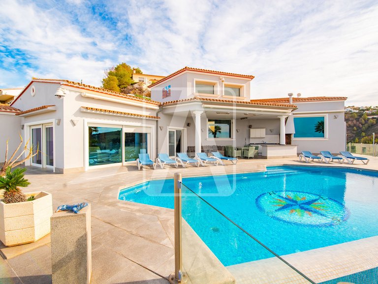 Villa for Sale in Moraira, Alicante 19
