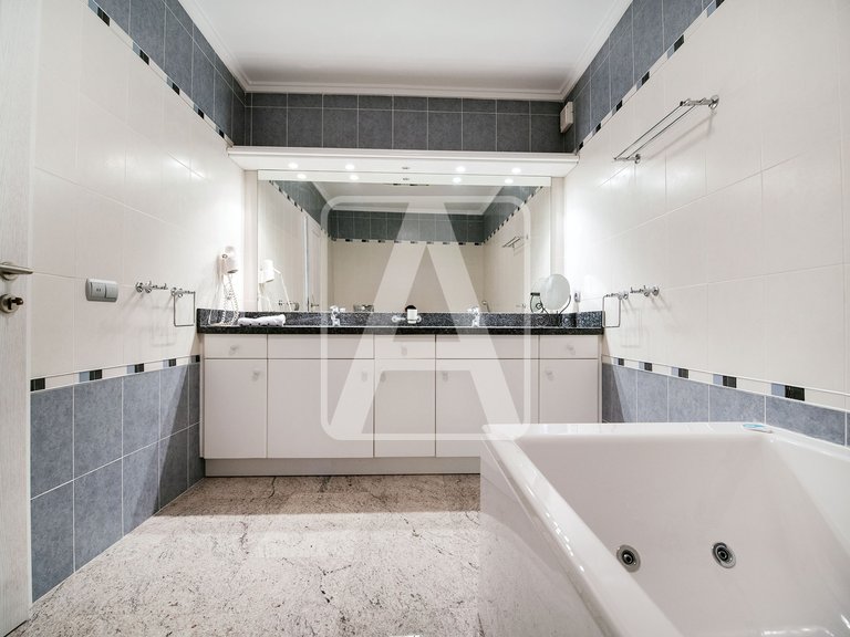 Villa for Sale in Moraira, Alicante 40