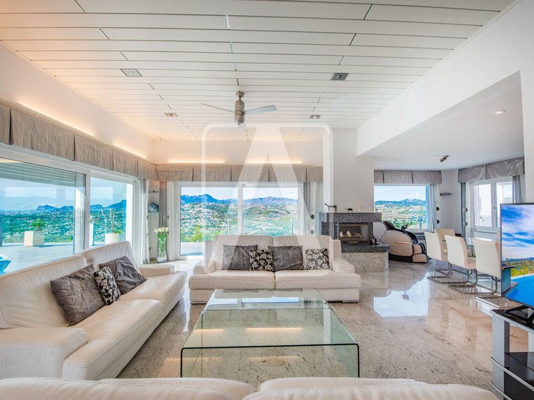 Villa for Sale in Moraira, Alicante 5