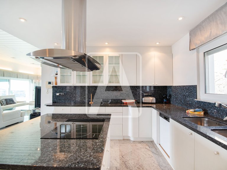 Villa for Sale in Moraira, Alicante 8