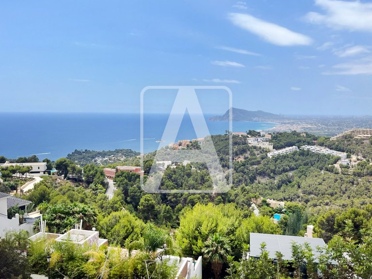 Villa for Sale in Altea, Alicante 2