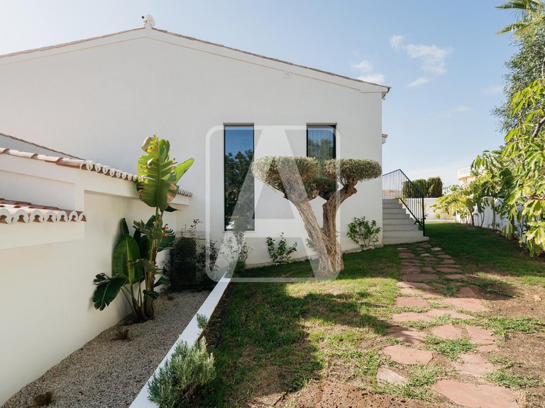 Villa for Sale in Benitachell, Alicante 35