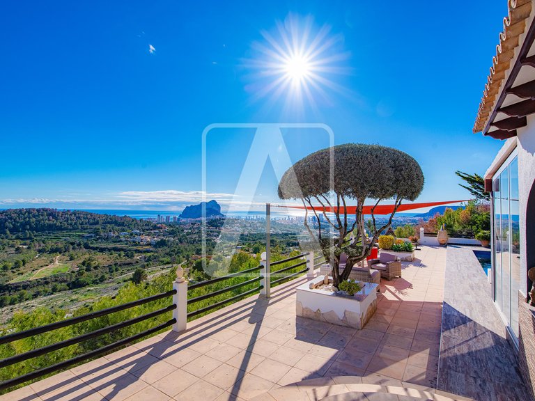 Villa for Sale in Calpe, Alicante 3
