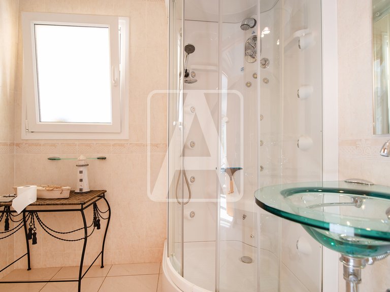 Villa for Sale in Calpe, Alicante 36