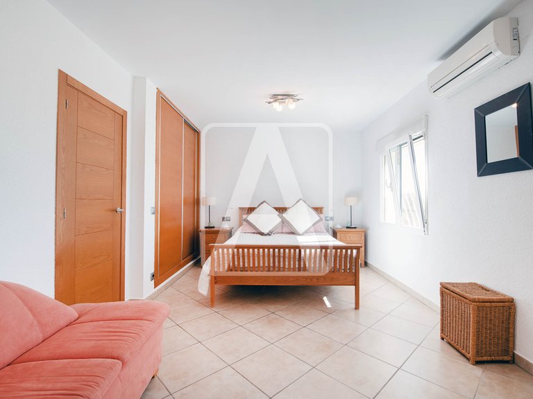 Villa for Sale in Benissa, Alicante 23