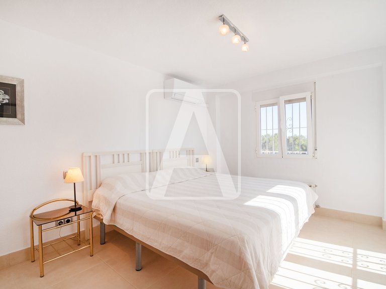 Villa for Sale in Benissa, Alicante 42