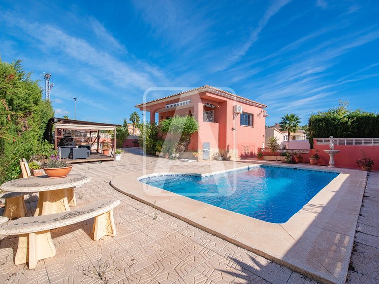 Villa for Sale in Calpe, Alicante 41