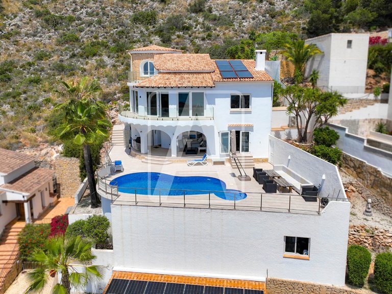 Villa for Sale in Moraira, Alicante 2