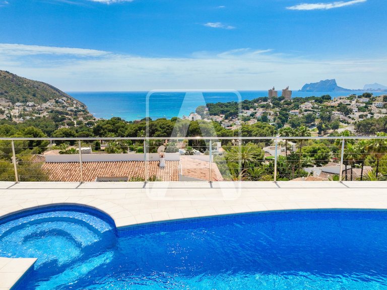 Villa for Sale in Moraira, Alicante 22