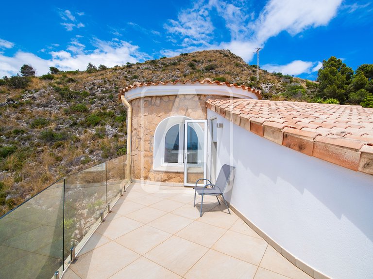 Villa for Sale in Moraira, Alicante 38