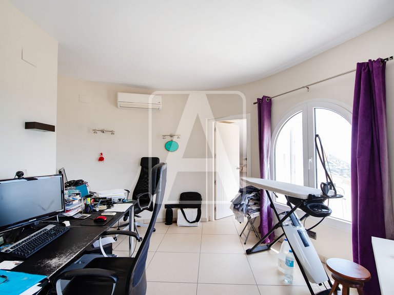 Villa for Sale in Moraira, Alicante 40