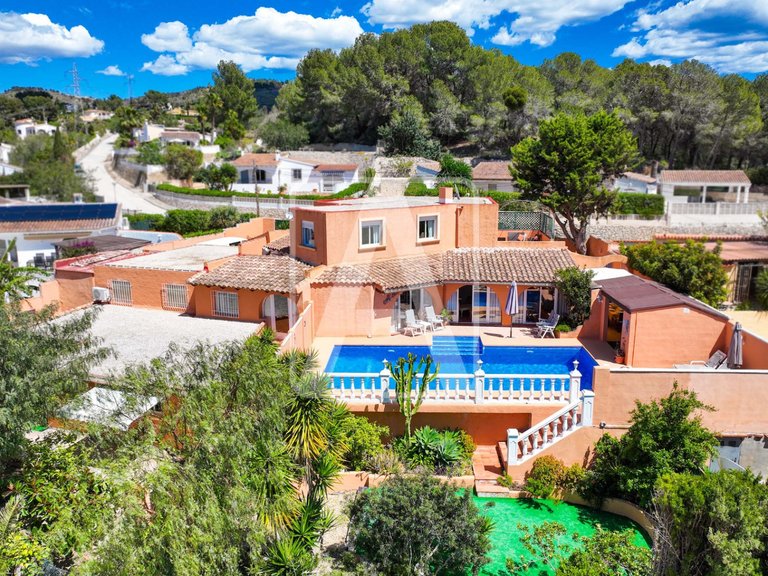 Villa for Sale in Calpe, Alicante 1