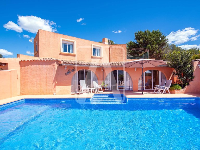 Villa for Sale in Calpe, Alicante 8