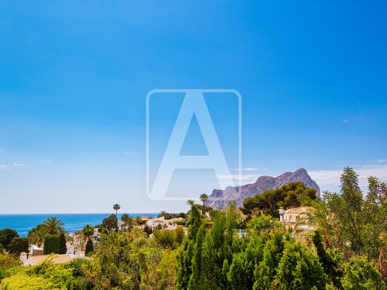 Villa for Sale in Calpe, Alicante 2